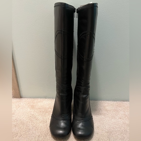 Women’s black wedge high boots. - Picture 1 of 4